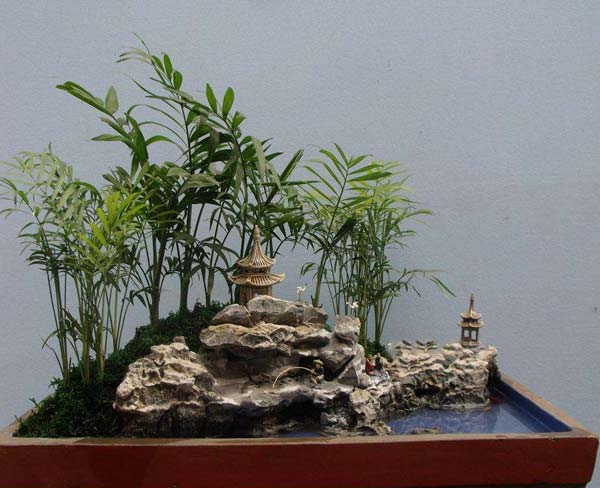 阜阳雕塑厂家简述艺术品为何会上锈？